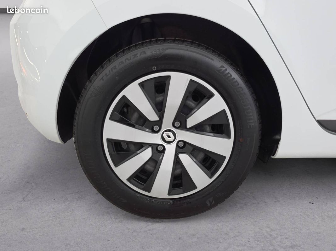 RENAULT Clio E-Tech full hybrid 145 Equilibre (image 22)