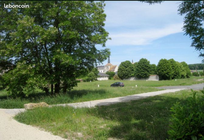 Terrain 640 m² Coussay Les Bois