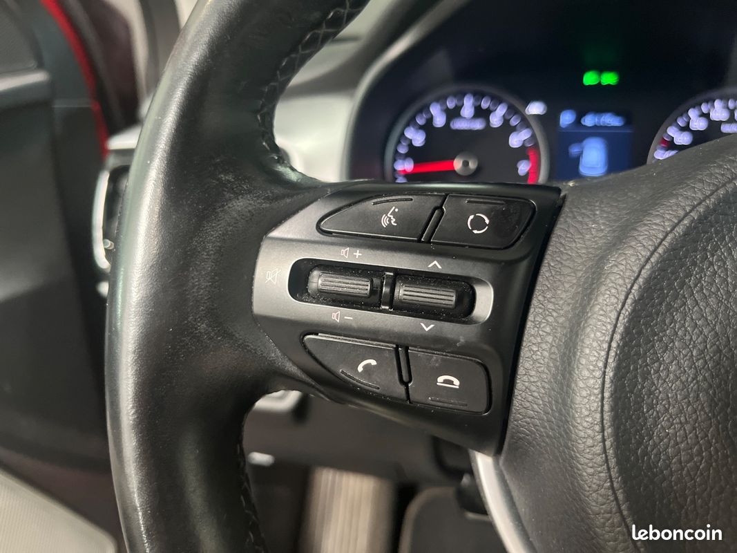 KIA STONIC 1.0 T-GDi 120 ch ISG DCT7 Active (image 24)