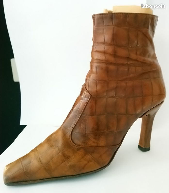 Escarpins Talons Aiguilles Carvela - Cuir Daim Gris - Taille 41 - Talon 5 Pouces (très Haut) - Fermeture Zip - Occasion