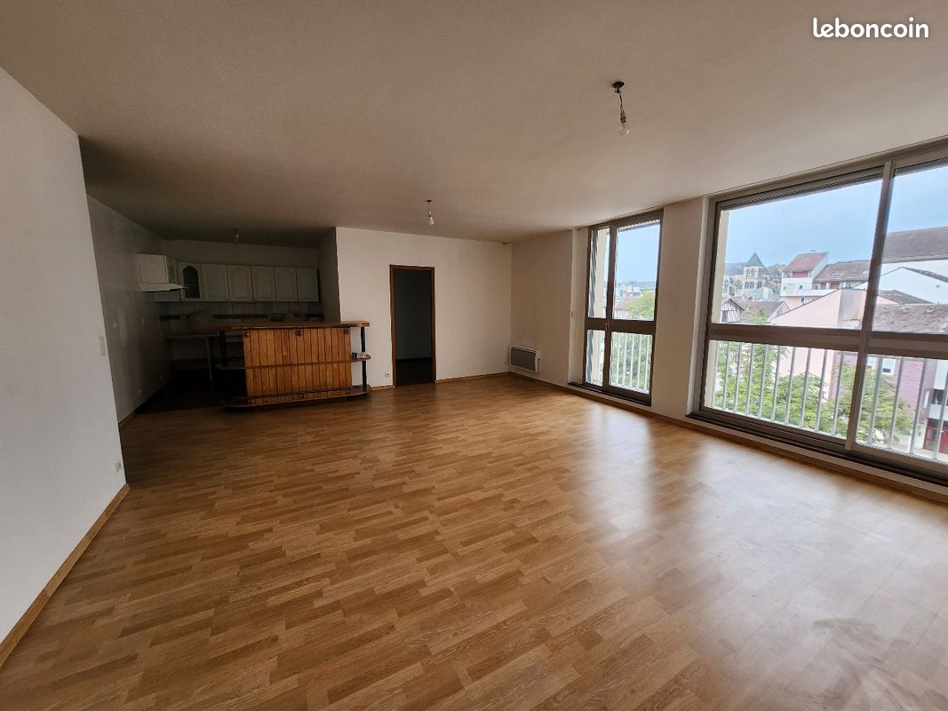 Appartement 2 pièces 71 m² · à Châlons-en-Champagne · 71 m² · 610 €