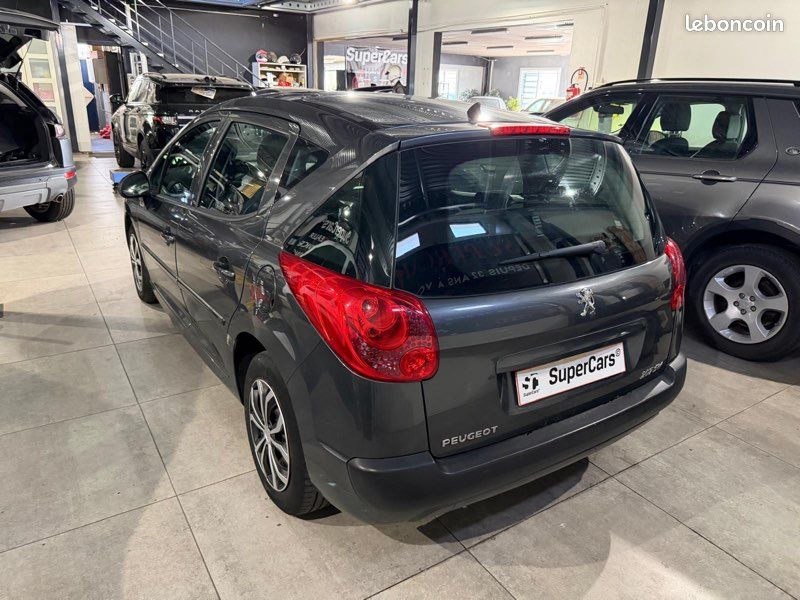 Peugeot 207 SW 1.4 95 CH Active (image 8)