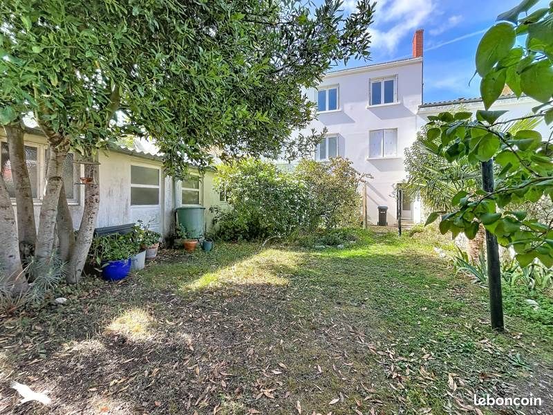 Appartement 4 pièces 68 m² · à La Rochelle · 68 m² · 320 000 €