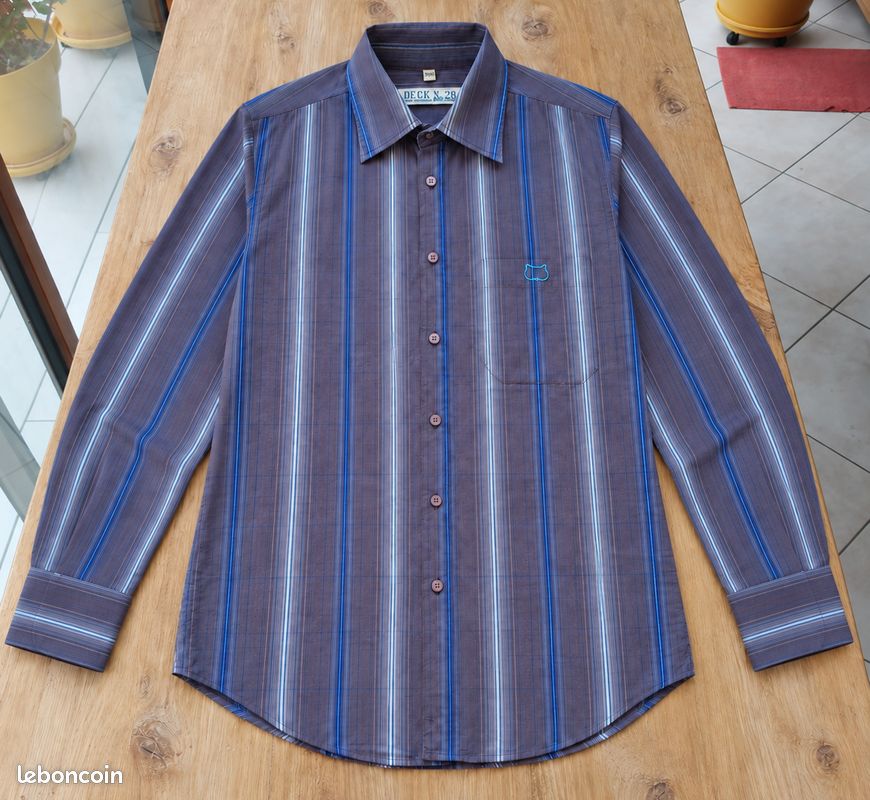 Chemise violette et bleue à rayures – Avec poche poitrine et finitions soignées – Deck No. 28 – Homme Taille 39/40 – Toutes saisons / Bureau et habillé – Neuf (image 3)