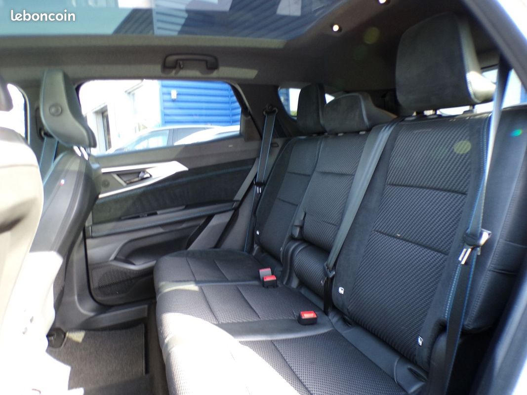 Renault ESPACE VI 1.2 E-TECH FULL HYBRID 200CH ESPRIT ALPINE 7 PLACES - 24 (image 7)