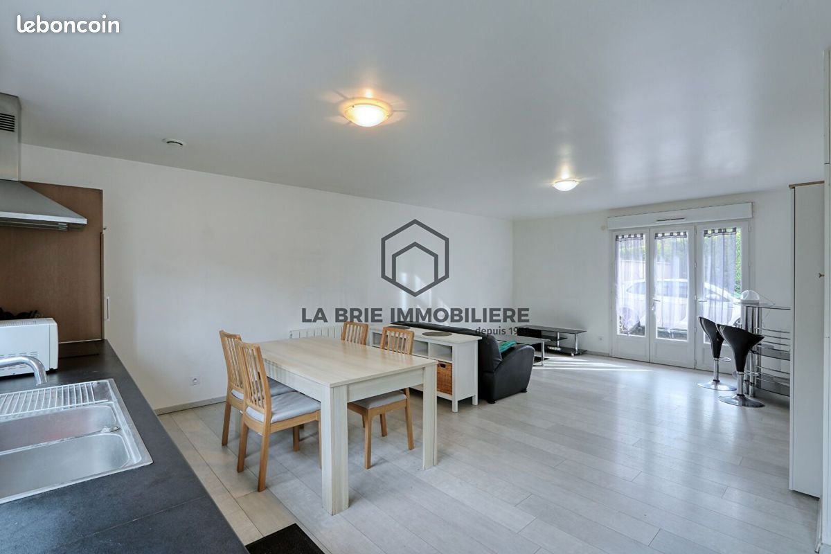 Appartement 2 pièces 53 m² · à Villecresnes · 53 m² · 960 €/mois