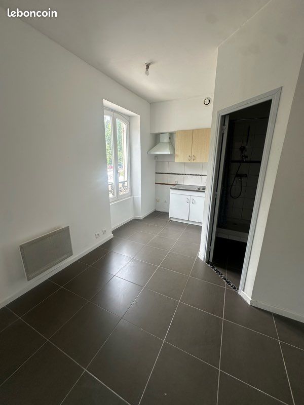Appartement 1 pièce 30 m² · à Noisiel · 30 m² · 825 €