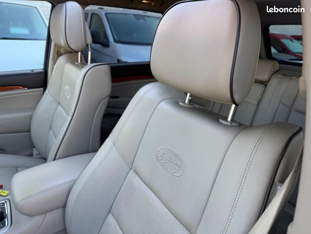 Jeep Grand Cherokee 3.0 CRD Overland | 241 ch BVA Toit panoramique Régulateur adaptatif Hayon éle... (image 20)