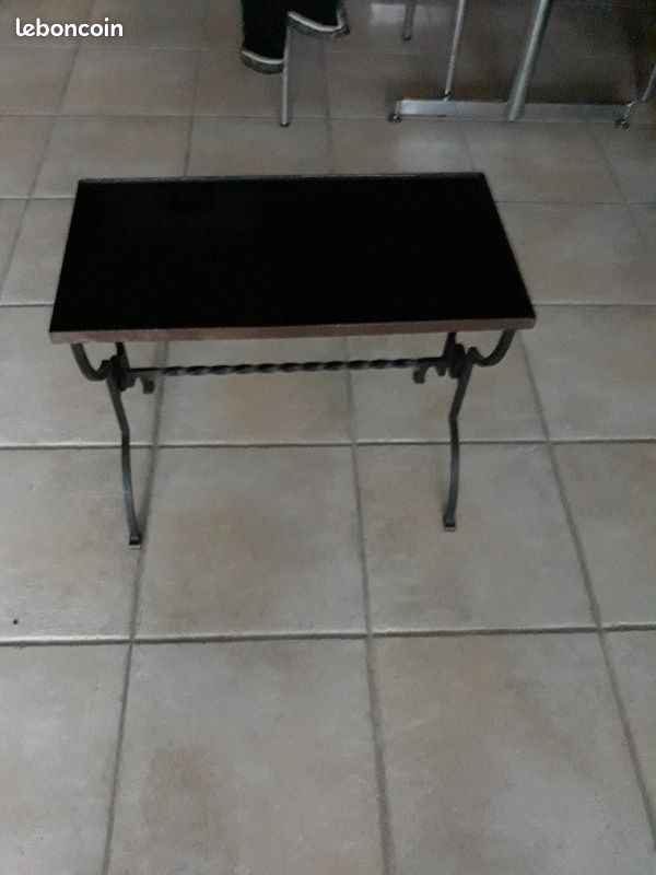 Table basse en opaline pour le verre et la structure faite par un artisan d'art (image 3)