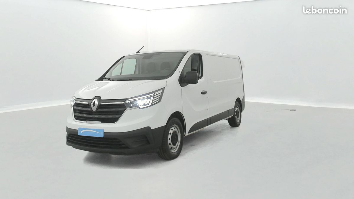 Renault trafic fgn l2h1 3000 kg blue dci 130 confort (image 1)