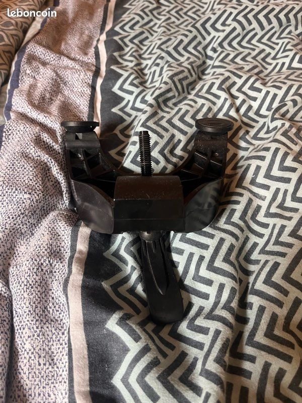 Volant PlayStation 4 Thrustmaster T150 Force Feedback (image 2)
