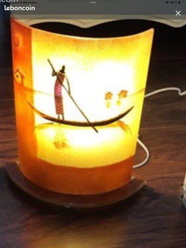 Lampe à poser (image 1)