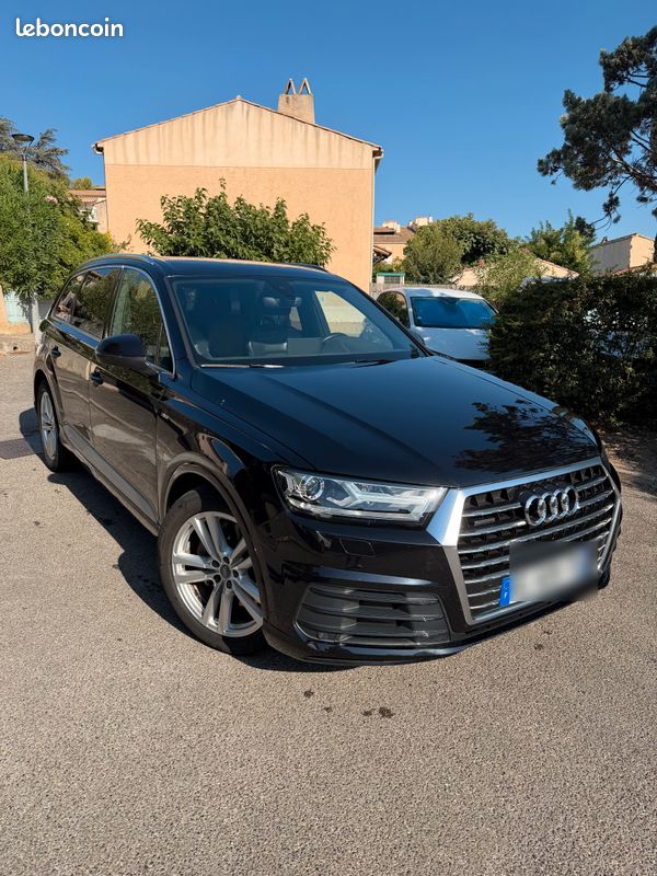 Audi Q7 (image 1)