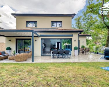 Maison 995 000 € - 130 m²