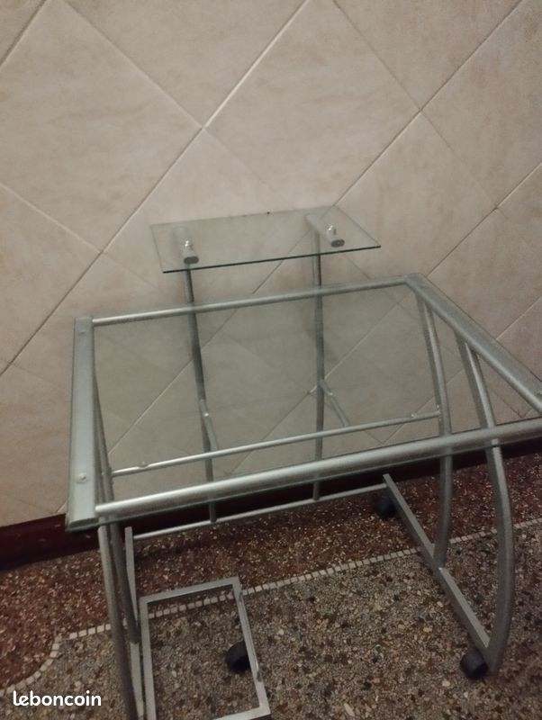 Bureau ordinateur (image 1)