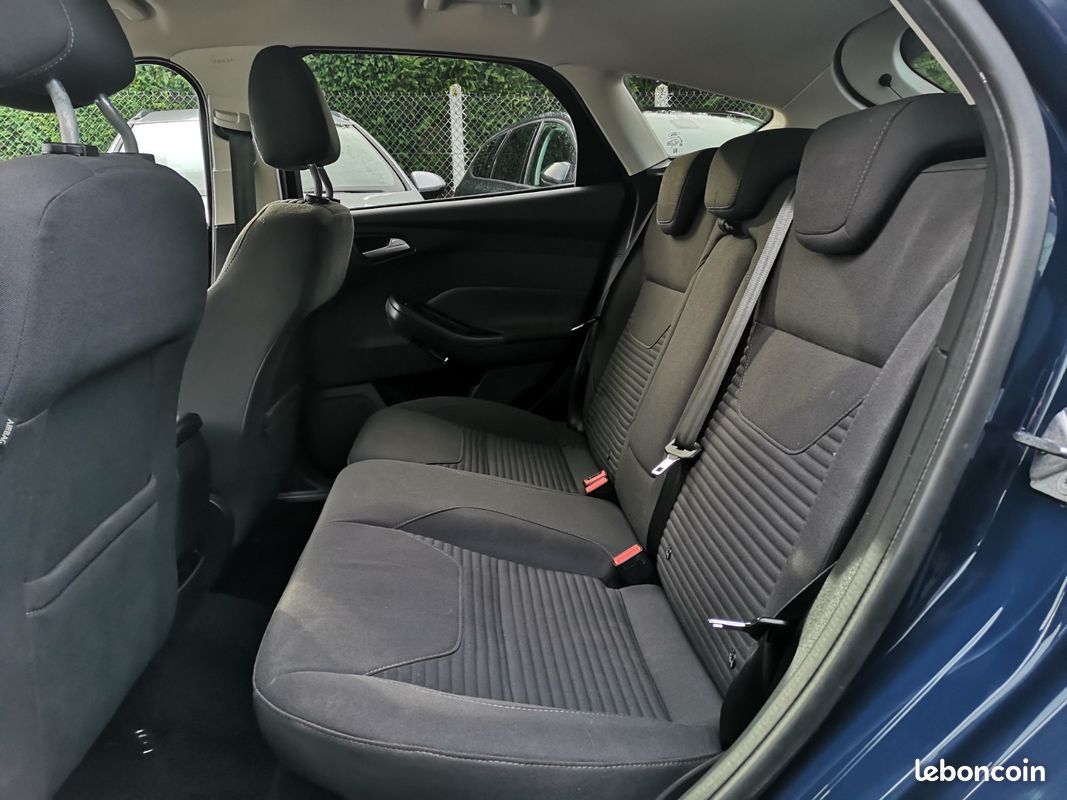 FORD Focus 1.0 SCTI ECOBOOST 125 TITANIUM (image 16)