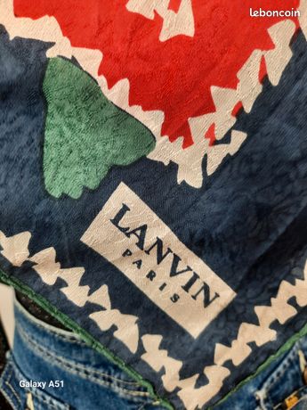 Foulard Lanvin Paris En Soie Fuchsia - Occasion, Floral, 87x87 Cm, Fait Main