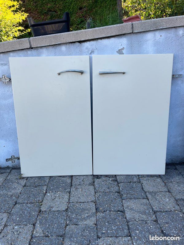 Lot de portes de placard (image 3)