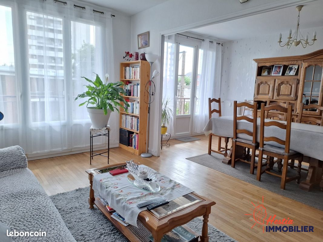 Appartement 5 pièces 82 m² à Châlons-en-Champagne