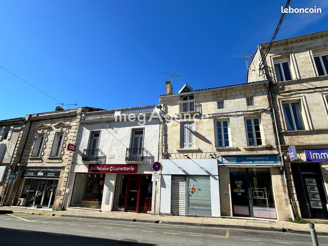 Immeuble 140 m² · à Saint-André-de-Cubzac · 140 m² · 239 000 €