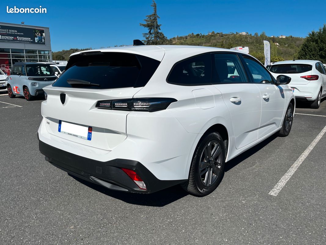 Peugeot 308 SW Blue HDi 130 CH Active Pack EAT8 chaîne arbres à cames ( 8mm) 1 ER MAIN GTIE 3 MOIS (image 4)