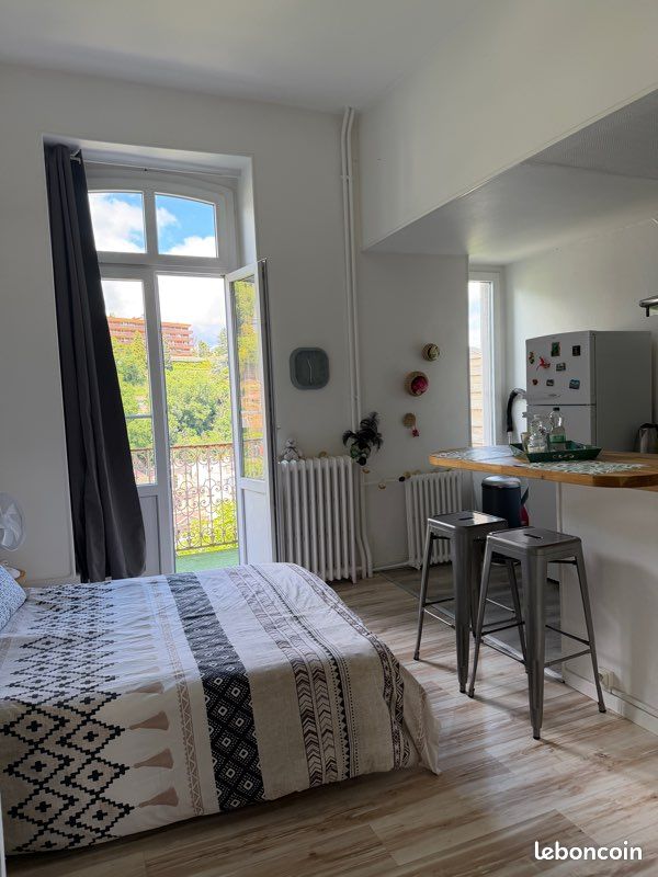 Appartement 1 pièce 29 m² · à Royat · 29 m² · 500 €