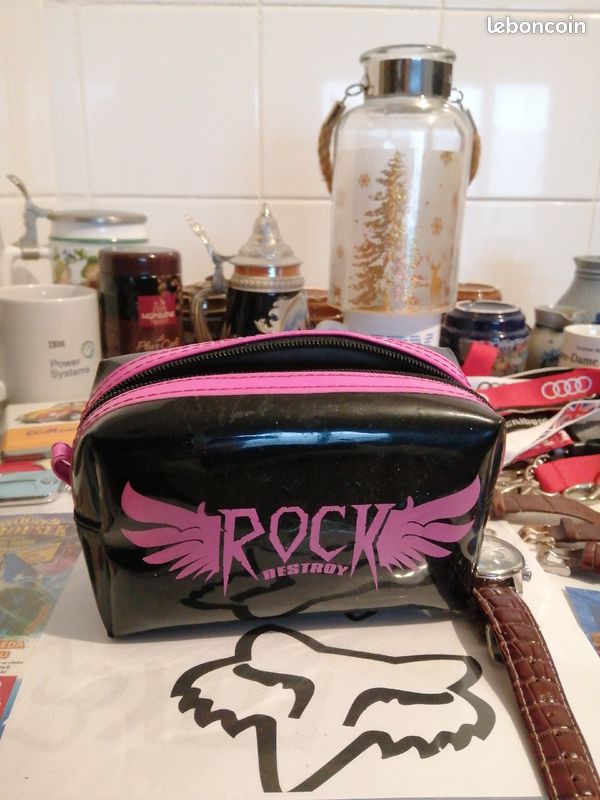 Trousse 👝 à fermeture éclair (image 1)