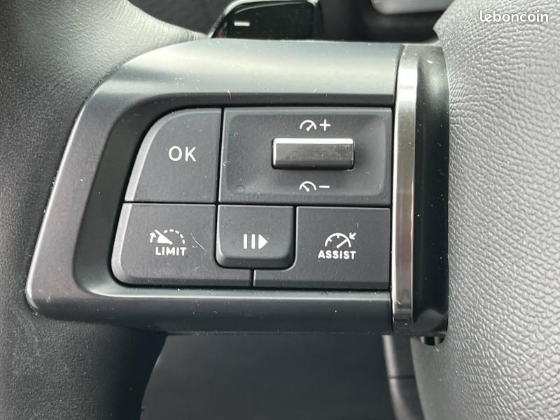 Citroen C4 Essence 130 Feel Pack EAT8 Caméra GPS CarPlay 1ère main (image 23)