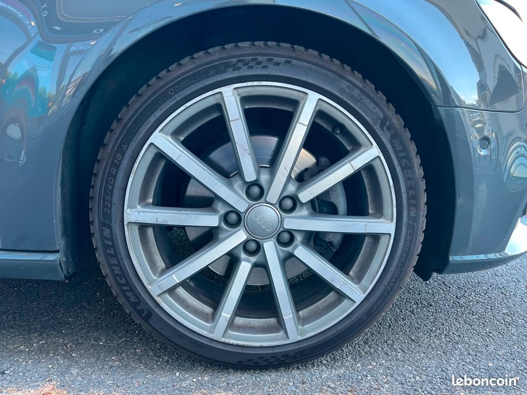 AUDI A3 SPORTBACK 2.0 TFSI 190 S tronic 7 Design Luxe (image 37)