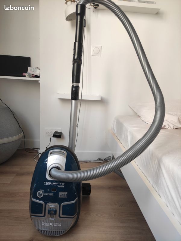 Rowenta Silence Force Extreme Compact Vacuum Cleaner Rowenta