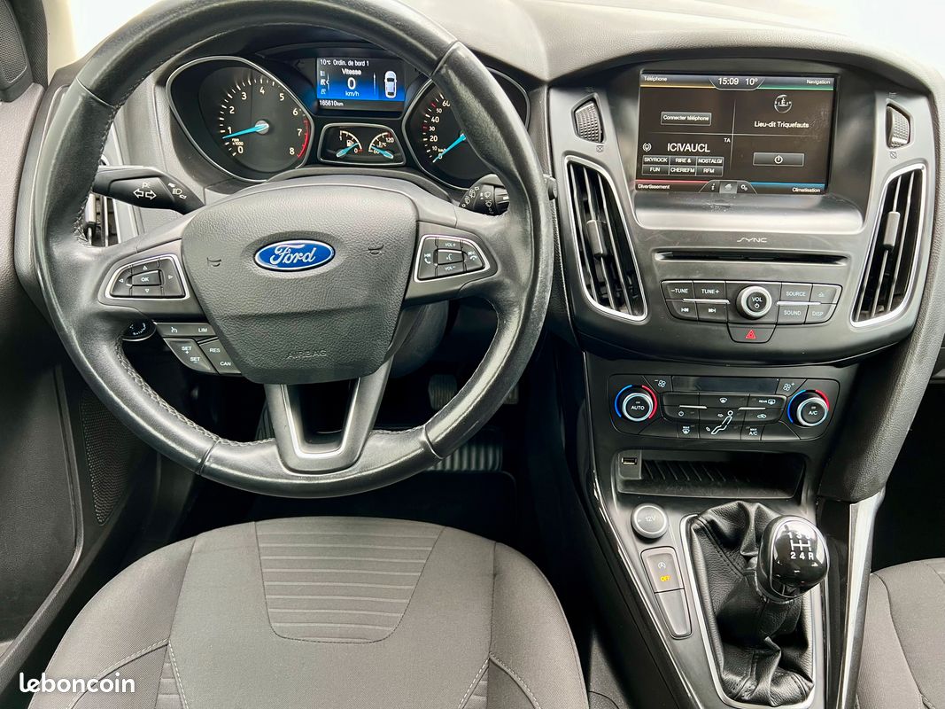 Ford Focus 3 Phase 2 - 1.0L EcoBoost 100ch S&S Business Nav (image 7)