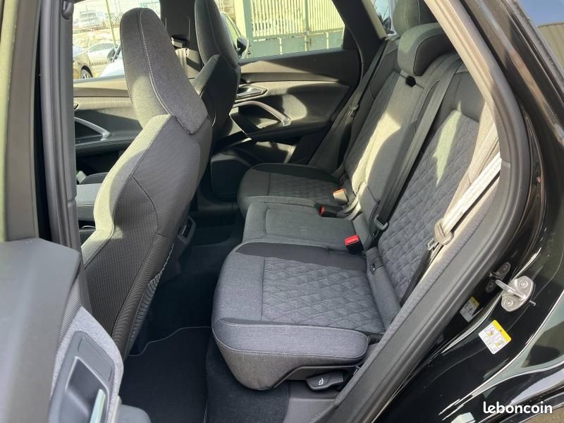 Audi Q5 2.0 TFSI Hybride 204ch S line S tronic 7 (image 15)