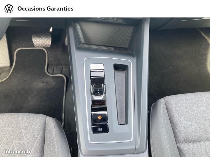 Volkswagen Golf 1.5 eHybrid 204ch VW Edition DSG6 (image 8)