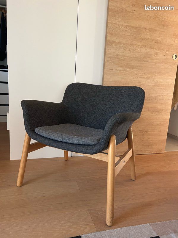 Fauteuil style scandinave IKEA gris tissu (image 3)