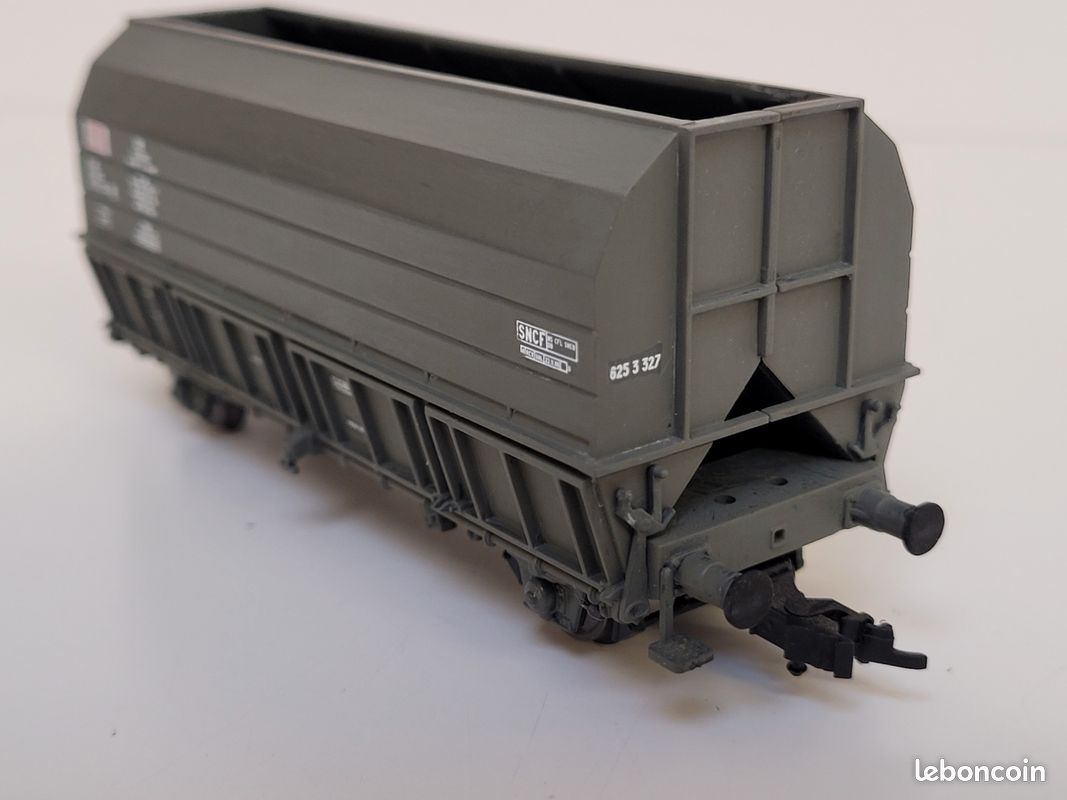 Set de 2 wagons Coke ARBEL 3 Portes Ep.III - WB-025 - REE Modeles