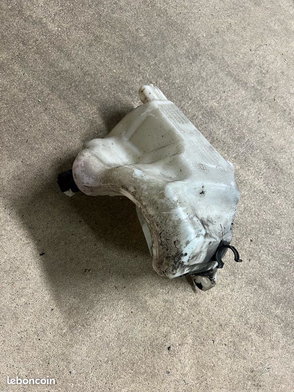 Réservoir de lave glace Citroën c4 Picasso (image 2)