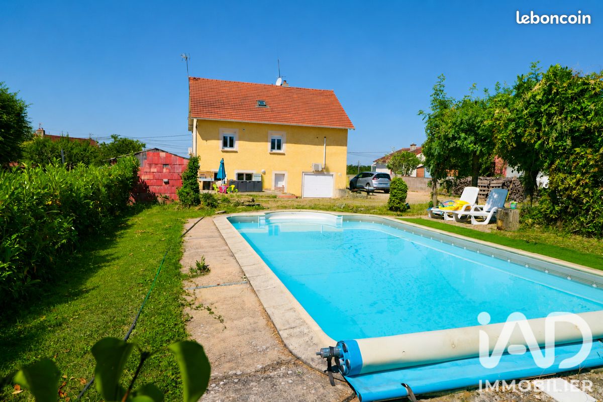 Maison 4 pièces 117 m² · à La Motte-Saint-Jean · 117 m² · 158 000 €