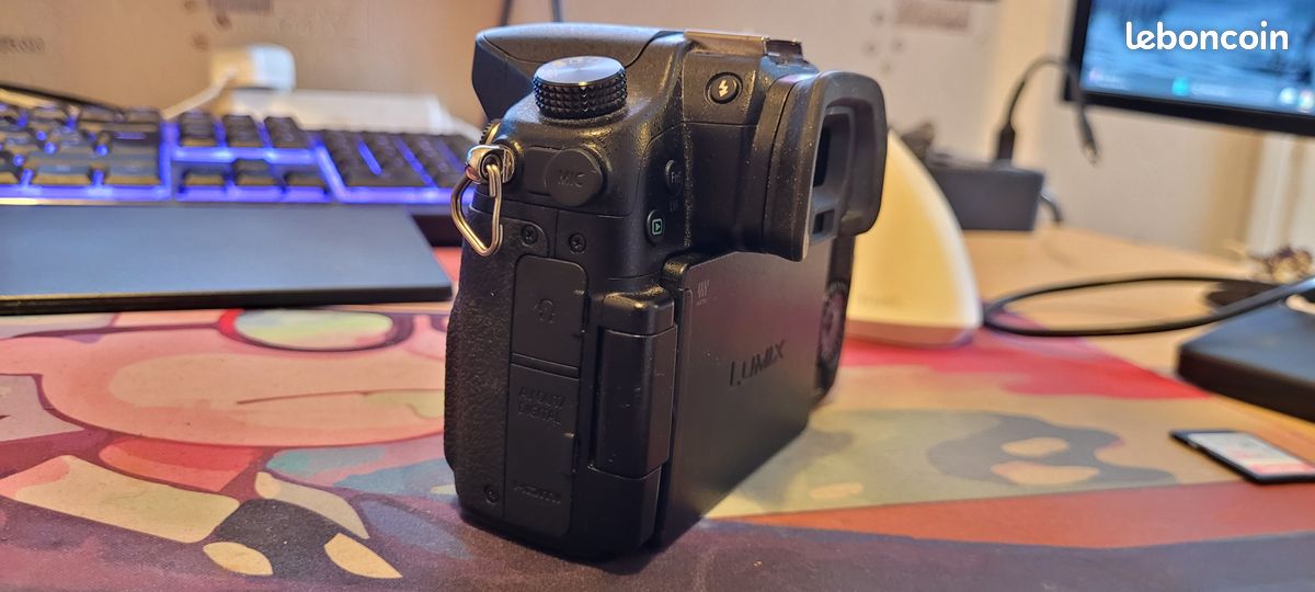 Panasonic Lumix GH4 - Boîtier nu (image 3)