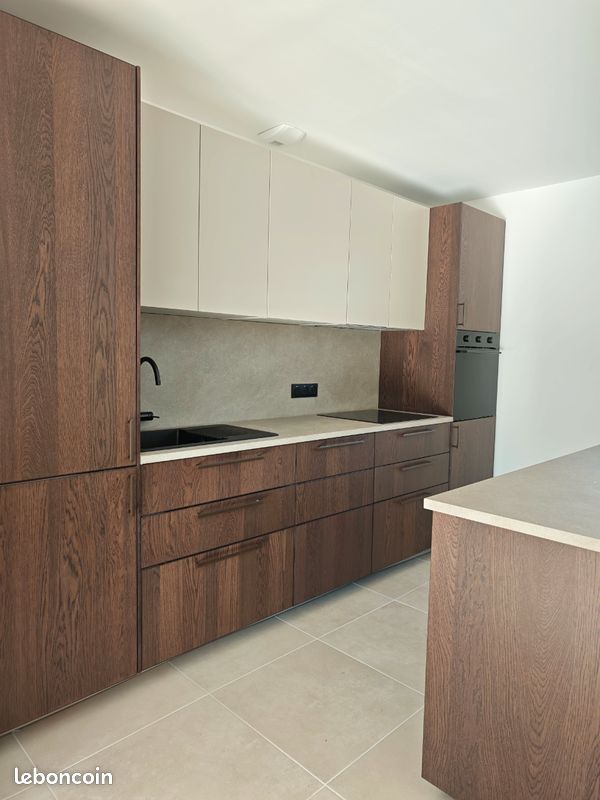 Maison 5 pièces 100 m² · à Lesparre-Médoc · 100 m² · 950 €/mois