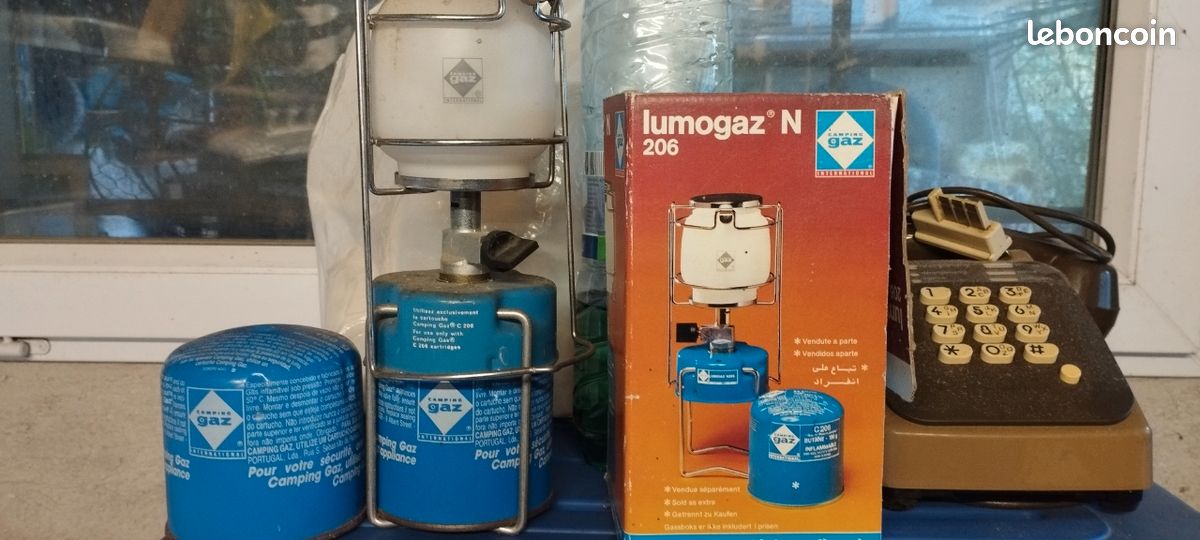 Lampe à gaz LUMOGAZ PLUS 80W - Latour Tentes et Camping