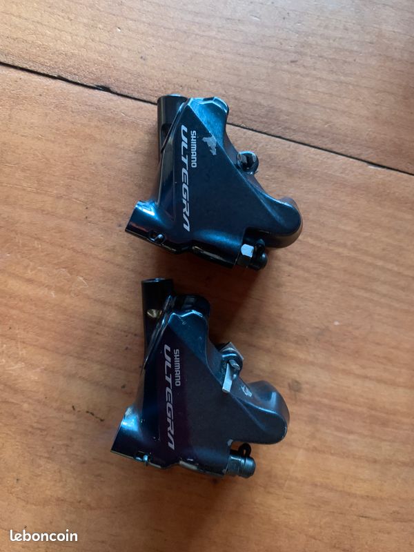 Étrier De Frein Disque Shimano Ultegra BR-R8070 - FM140 Avec Plaquettes L02A, Neuf (emballage Possiblement Ouvert)
