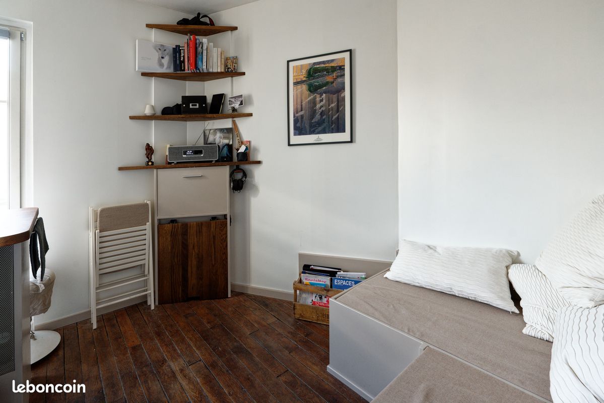 Appartement 1 pièce 11 m² · à Paris · 10,6 m² · 120 000 €