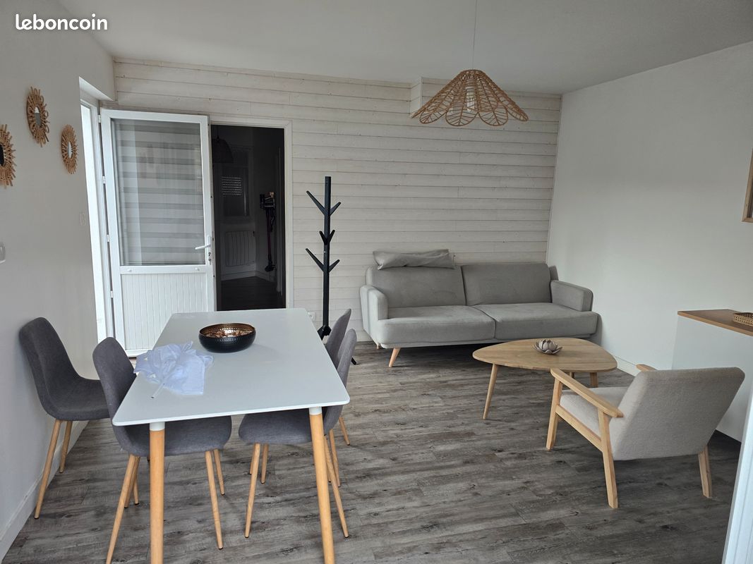 Maison 2 pièce(s) 50 m²à louer Chatellerault