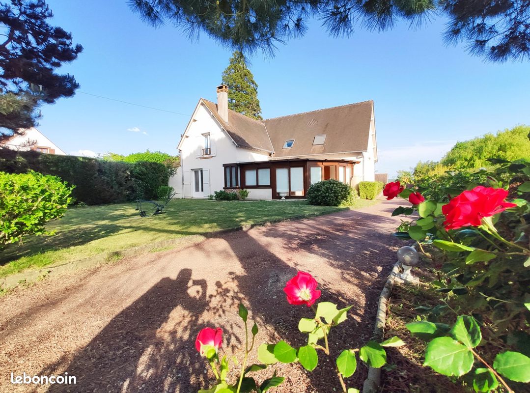 Maison 7 pièces 230 m² · à Meung-sur-Loire · 230 m² · 490 575 €