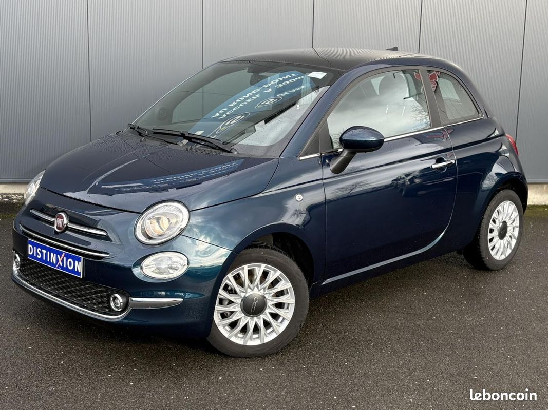 FIAT 500 Hybrid 70 avec Toit pano, Apple Car Play et Jantes alu 15\' (image 1)
