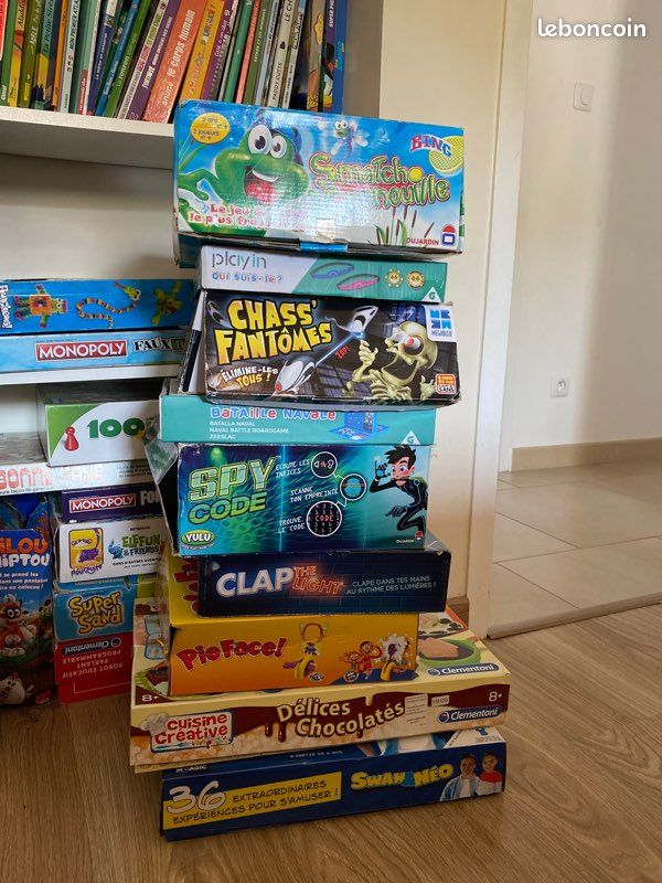 Divers jeux en bon états (image 1)