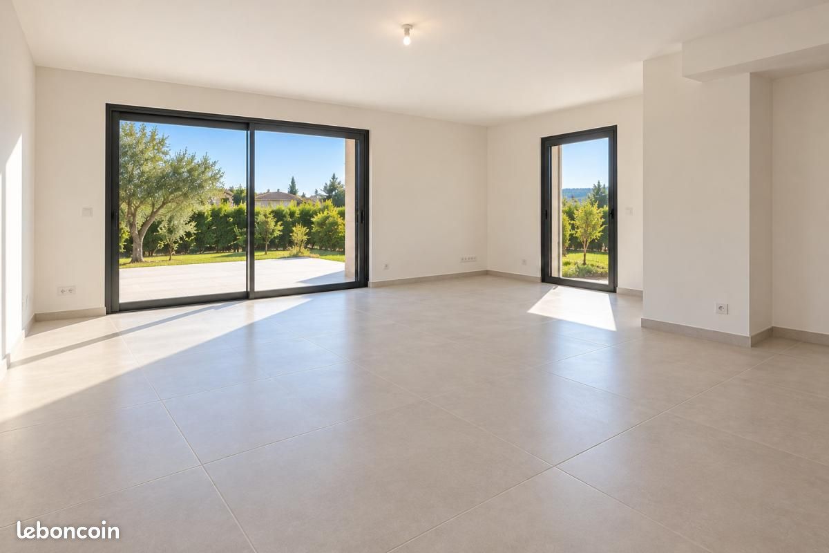 Maison 1 pièce 80 m² · à Sorgues · 80 m² · 1 350 €/mois