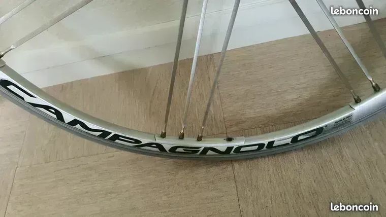 Paire De Roues Campagnolo Eurus G3 - Argent - 700C - Frein Sur Jante - Compatible Shimano 11/12s
