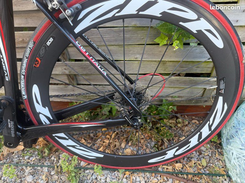 Vélo carbone (image 3)