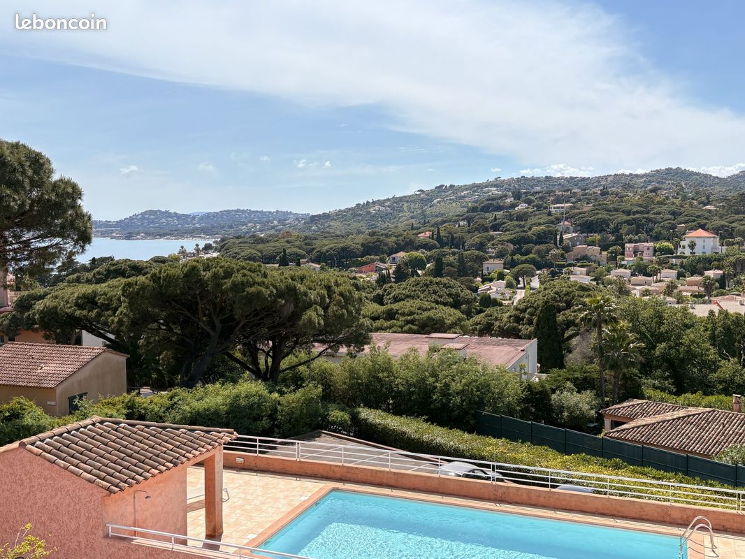 Appartement 2 pièces 37 m² · à Roquebrune-sur-Argens · 37 m² · 320 000 €